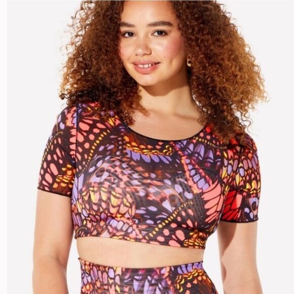 Yitty butterfly print midi crop mesh top size large - fits tight - Picture 3 of 9